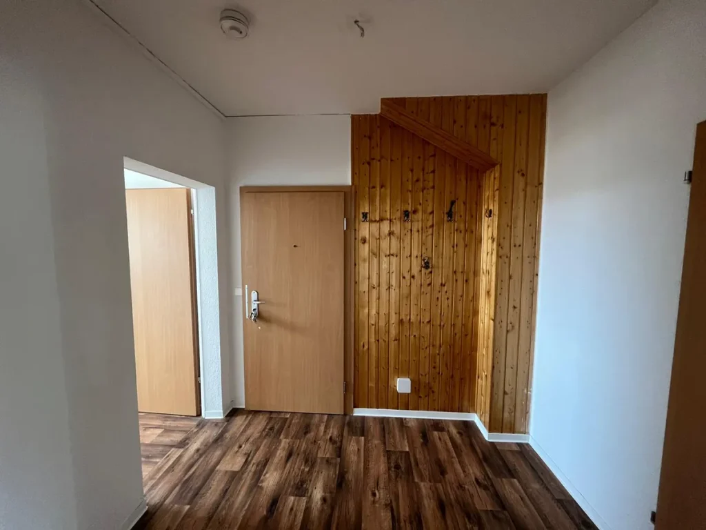 Unsere helle 3- Zimmerwohnung mit Blick über Ehrenfriedersdorf und Umland freut sich auf neue Mieter