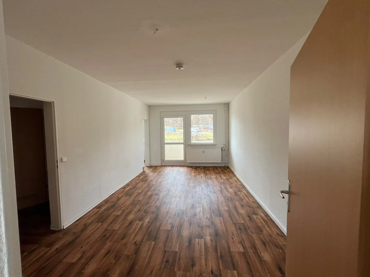Unsere helle 3- Zimmerwohnung mit Blick über Ehrenfriedersdorf und Umland freut sich auf neue Mieter