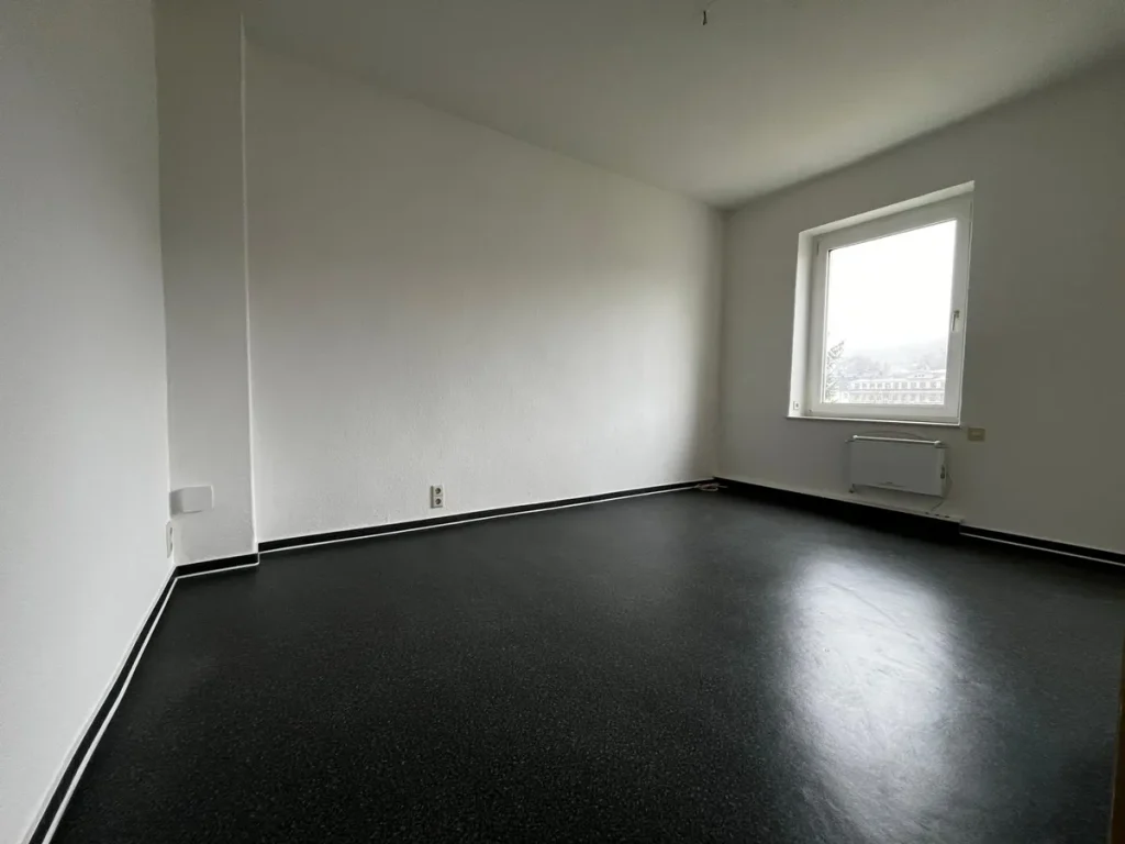 gemütliche 1,5 Zimmer Wohnung mit tollem Ausblick auf den „Sauberg“