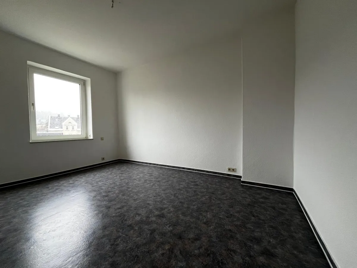 gemütliche 1,5 Zimmer Wohnung mit tollem Ausblick auf den „Sauberg“