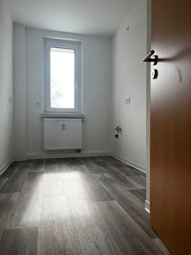 - Zimmer Wohnung mit Blick über Ehrenfriedersdorf und Umland